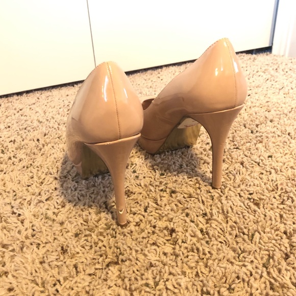 Steve Madden Tan high heels - Picture 2 of 2